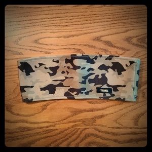 Neoprene strapless bikini in camo M.